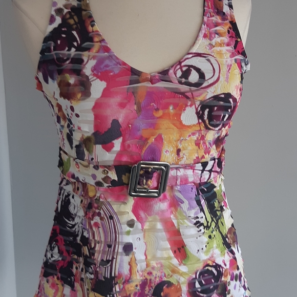 5/10$ Conrad C  Women's sleeveless blouse size M - Picture 11 of 14